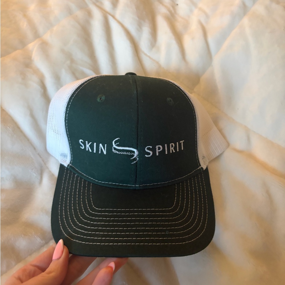 Port Authority White and Green Mesh Cap